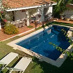 Bungalow Directly At The Beach