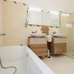 Bungalow Directly At The Beach Марбелья