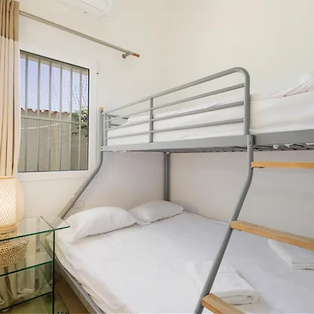 Bungalow Directly At The Beach