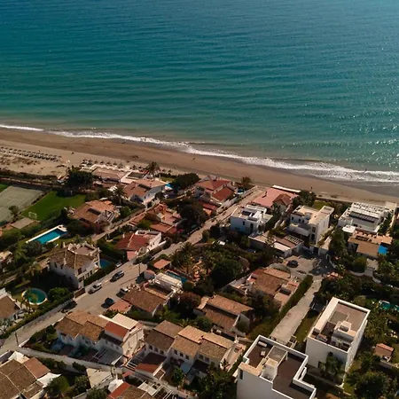 Bungalow Directly At The Beach 马尔韦利亚