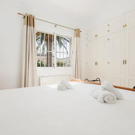 Bungalow Directly At The Beach