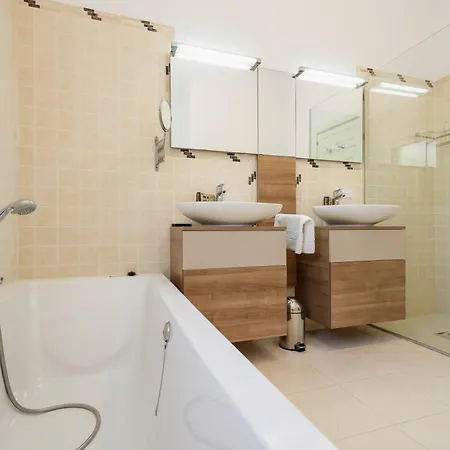 Bungalow Directly At The Beach 马尔韦利亚